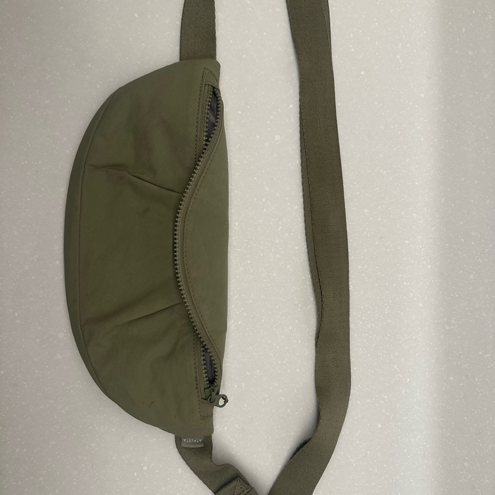 Athleta kinetic waist bag